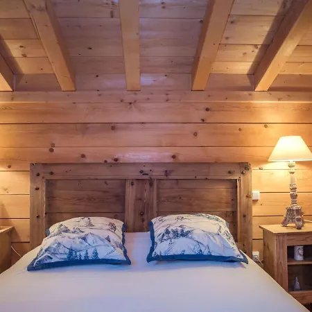 샬레 Let Us Discover Chamonix, A Winter Which Keeps On Fascinating Visitors ! *