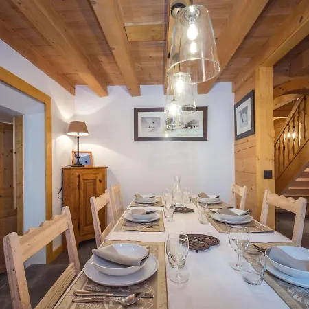 샬레 Let Us Discover Chamonix, A Winter Which Keeps On Fascinating Visitors !